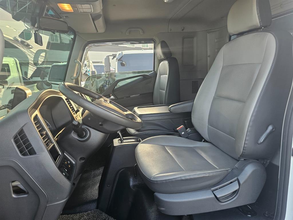 medium and large cargo truck 2023 Blanco - Importación desde Corea - HF Imports Iquique - Foto 14