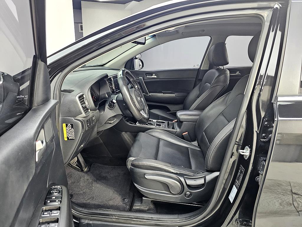 KIA Sportage - Vista 8