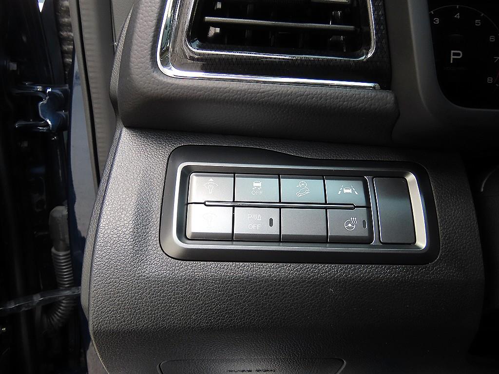 Ssangyong Tivoli - Vista 12