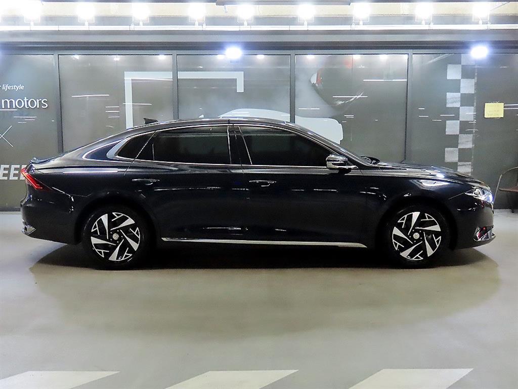 HYUNDAI Grandeur - Vista 3