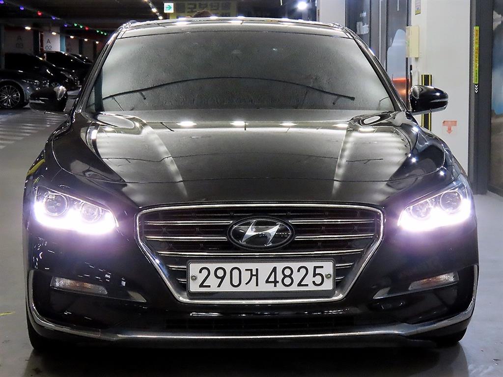HYUNDAI Grandeur - Vista 2