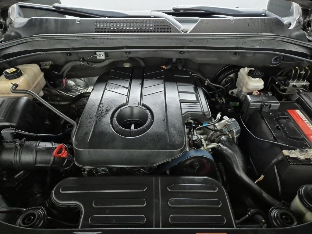 Ssangyong Rexton - Vista 5