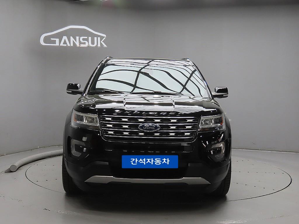 Ford Explorer 2017 Negro - Importación desde Corea - HF Imports Iquique - Foto 1