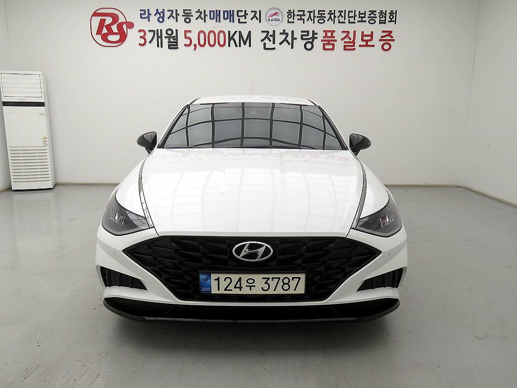 HYUNDAI Sonata 2022 Blanco - Importación desde Corea - HF Imports Iquique - Foto 1