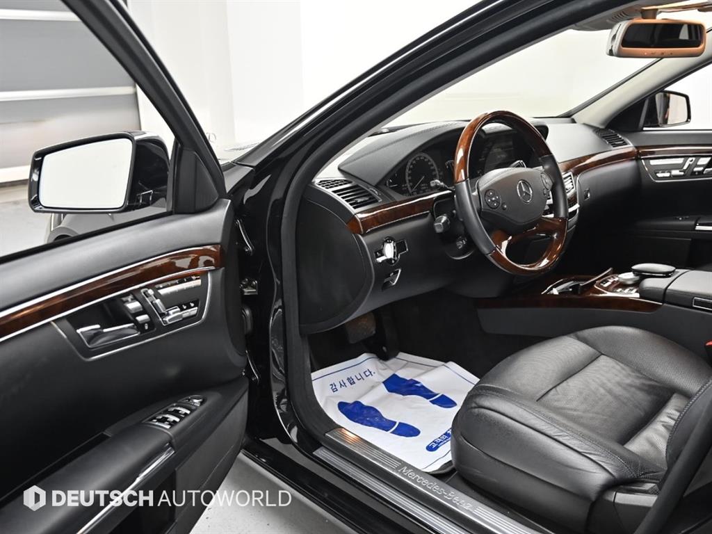 Mercedes Benz S Class - Vista 11