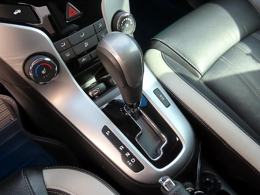 Chevrolet Cruise - Vista 10