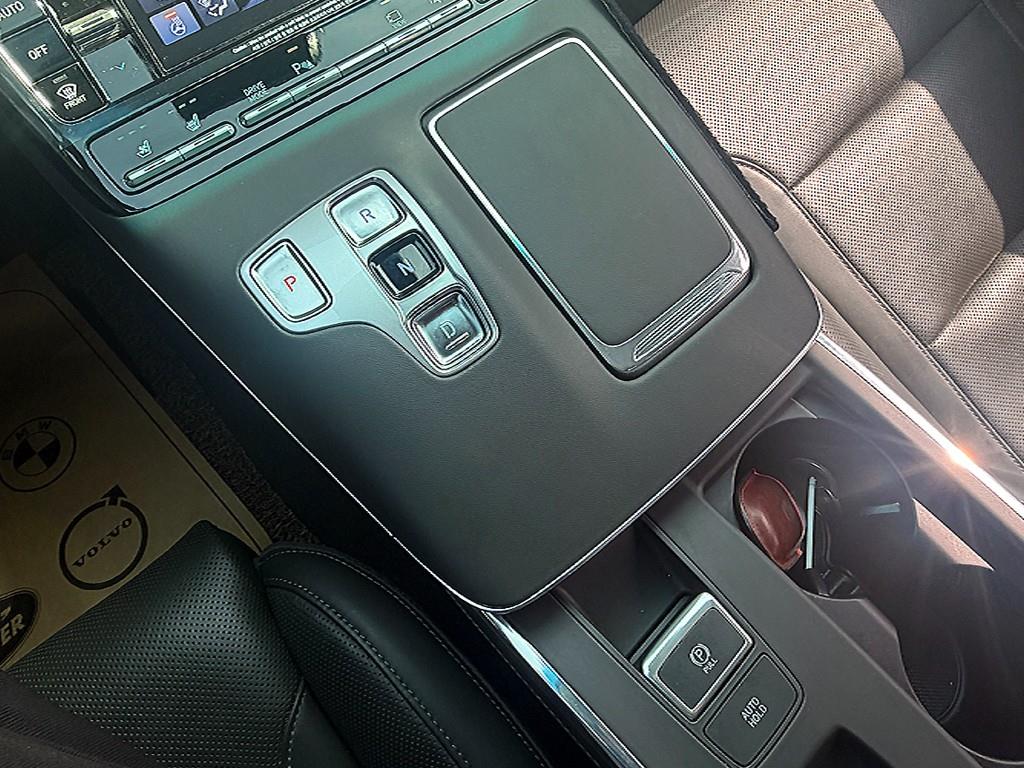 HYUNDAI Grandeur - Vista 11