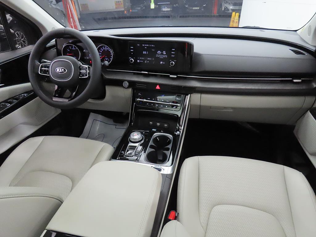 KIA Carnival - Vista 5