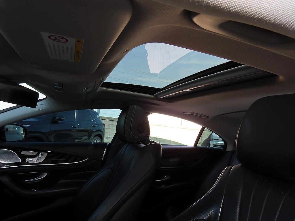 Mercedes Benz CLS Class 2019 Negro - Importación desde Corea - HF Imports Iquique - Foto 15