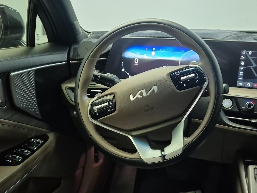 KIA K8 - Vista 9