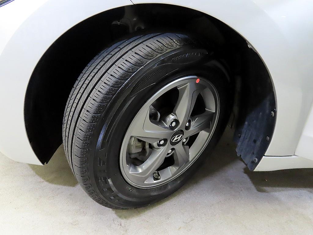 HYUNDAI Avante 2016 Plateado - Importación desde Corea - HF Imports Iquique - Foto 18