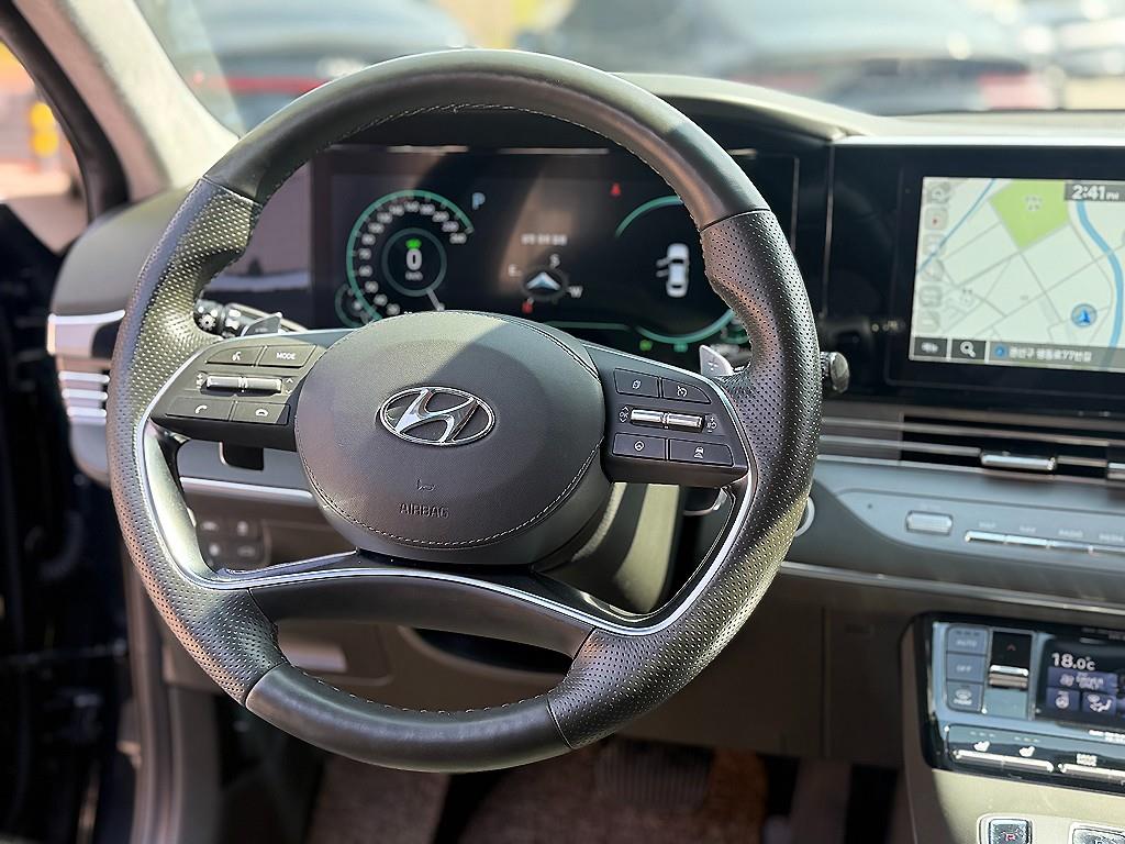 HYUNDAI Grandeur - Vista 8