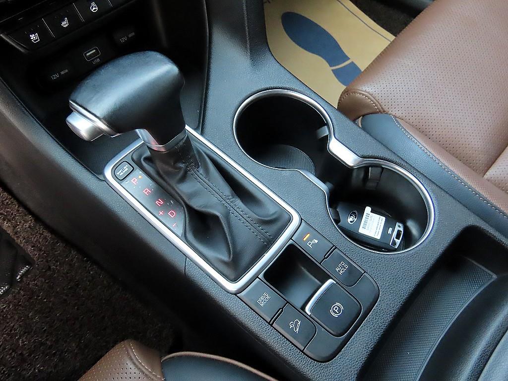 KIA Sportage - Vista 10