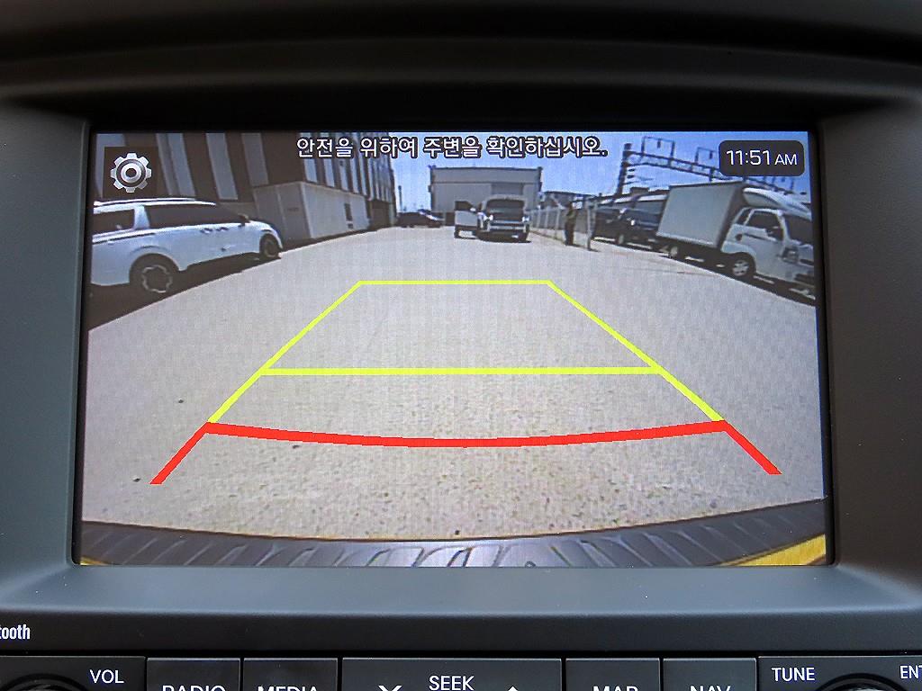 HYUNDAI Starex 2019 Amarillo - Importación desde Corea - HF Imports Iquique - Foto 15