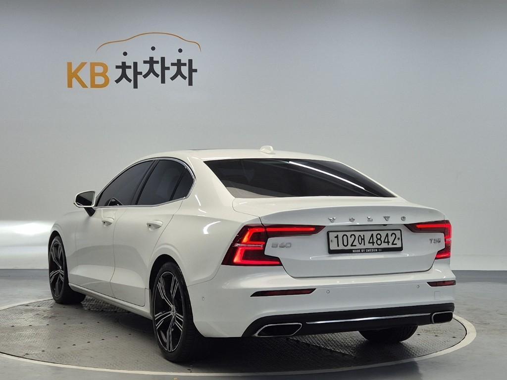Volvo S60 - Vista 3