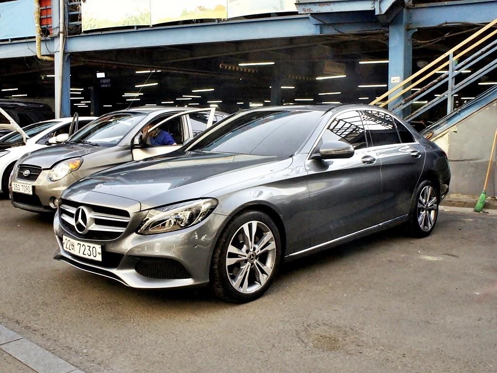 Mercedes Benz C Class - Vista 2