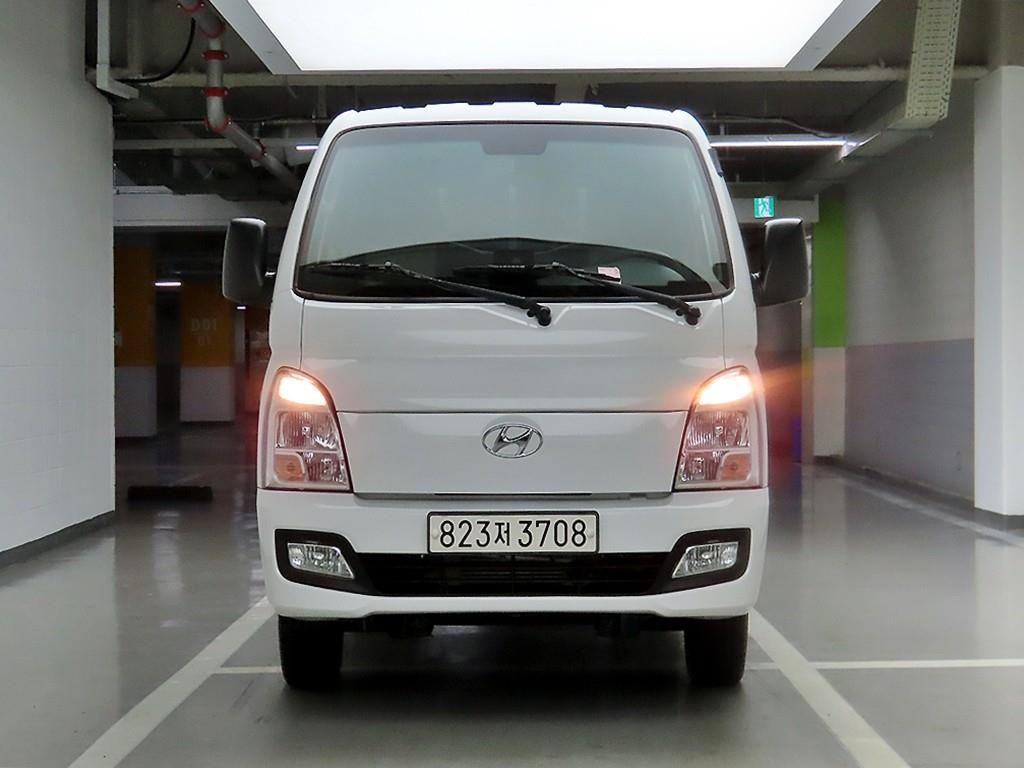Small Truck Cargo (small) 2023 Blanco - Importación desde Corea - HF Imports Iquique - Foto 1