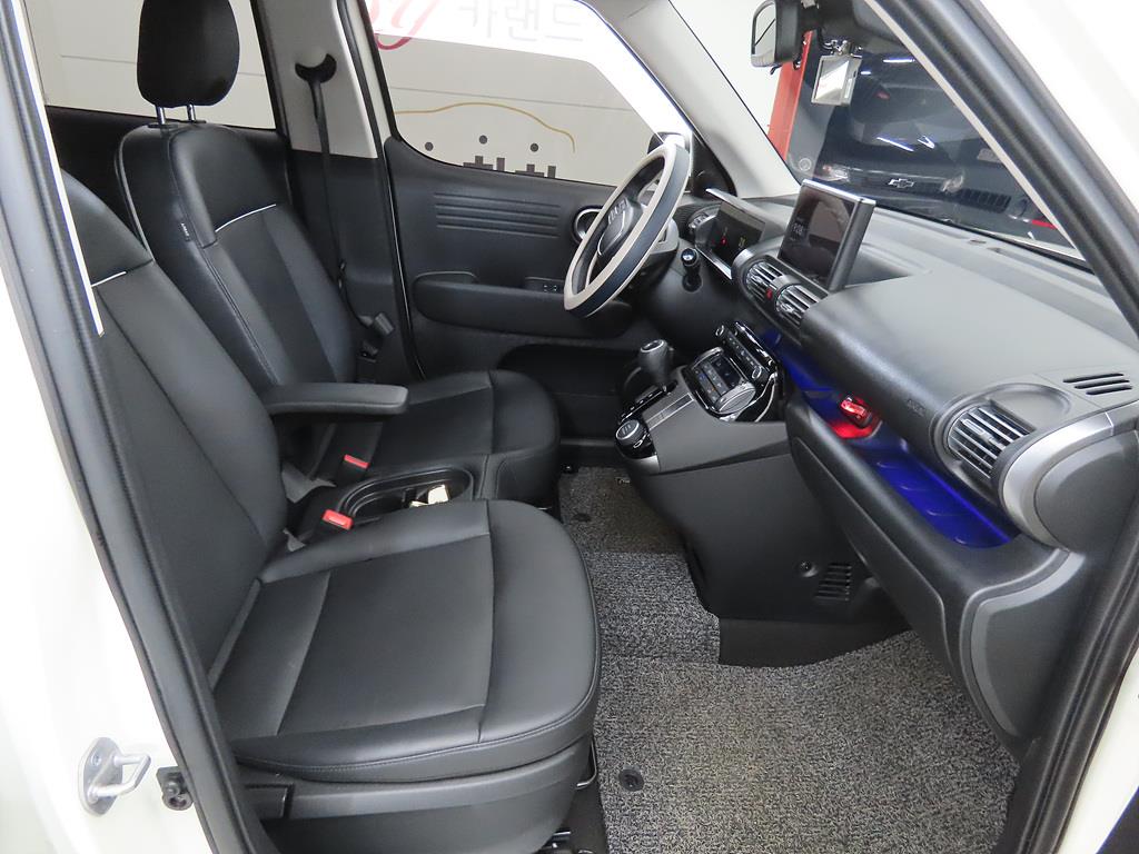 HYUNDAI Casper - Vista 7