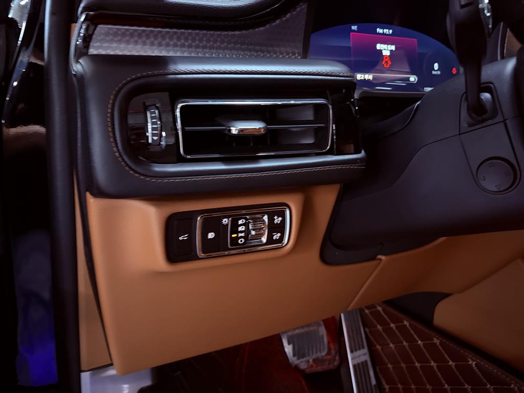 Lincoln Aviator 2021 Negro - Importación desde Corea - HF Imports Iquique - Foto 16