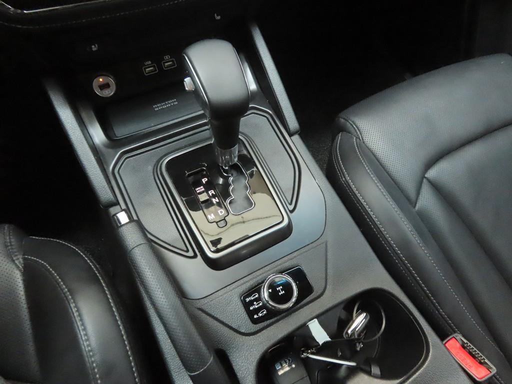 Ssangyong Rexton 2023 Blanco - Importación desde Corea - HF Imports Iquique - Foto 13