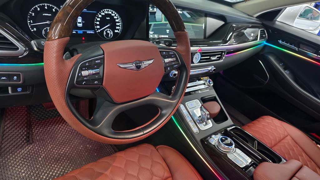 Genesis G90 - Vista 2