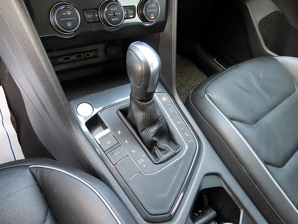 Volkswagen Tiguan - Vista 11