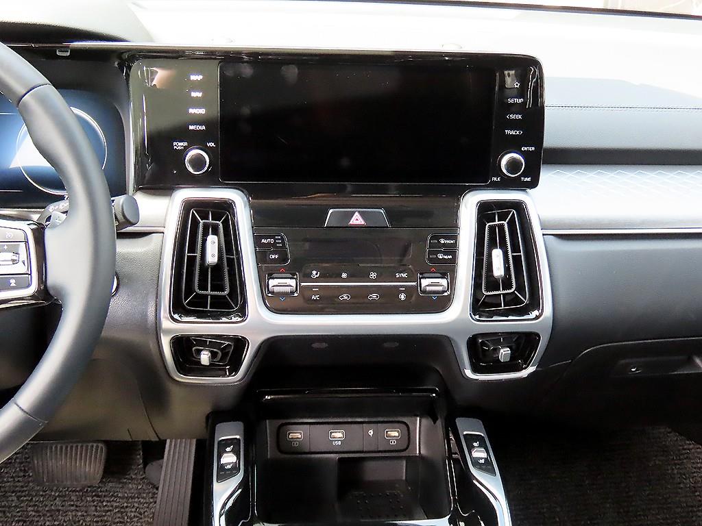 KIA Sorento - Vista 10