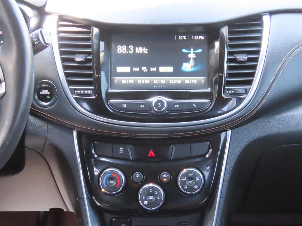 Chevrolet Trax 2018 Blanco - Importación desde Corea - HF Imports Iquique - Foto 9