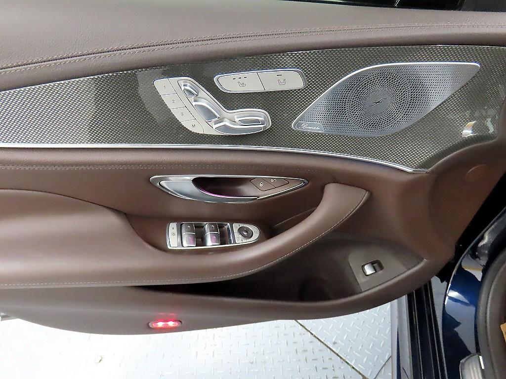 Mercedes Benz CLS Class - Vista 11