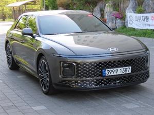 HYUNDAI Grandeur - Vista 4