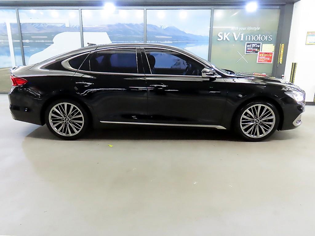 HYUNDAI Grandeur - Vista 3