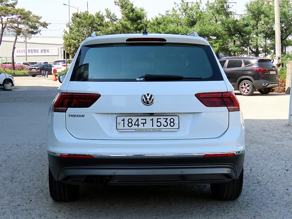 Volkswagen Tiguan - Vista 4