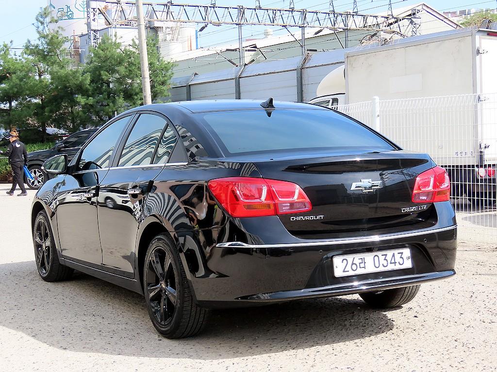 Chevrolet Cruise - Vista 3