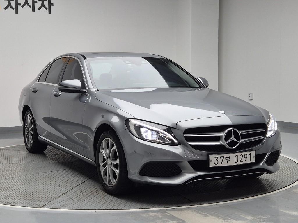 Mercedes Benz C Class - Vista 2