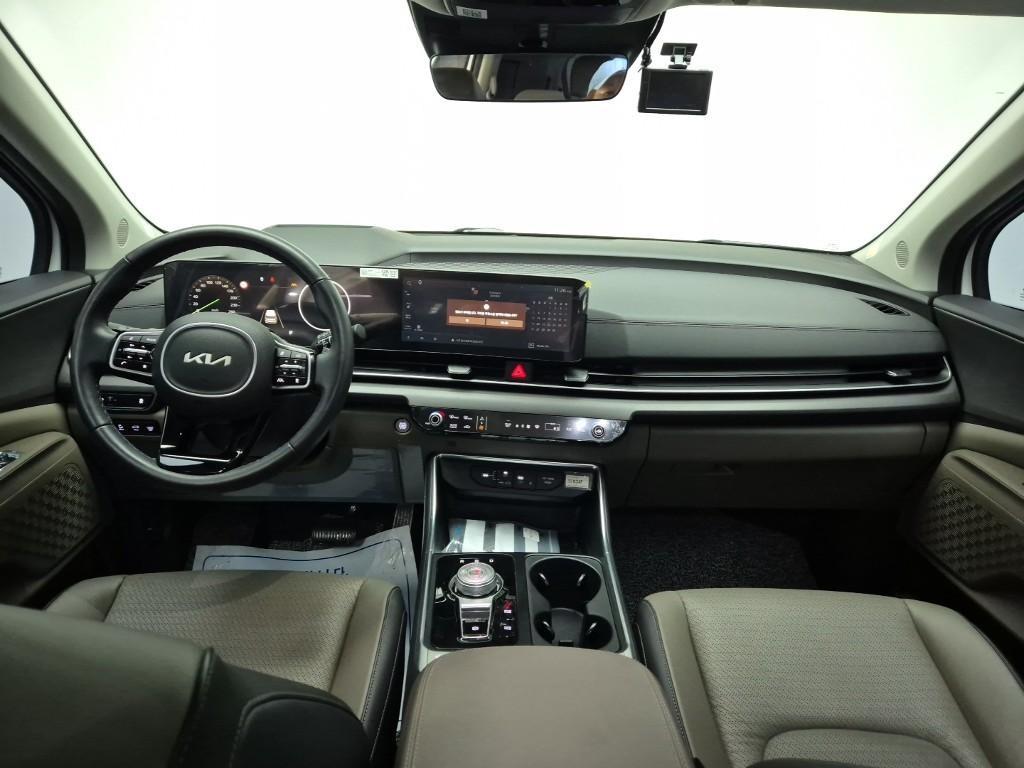 KIA Carnival - Vista 7