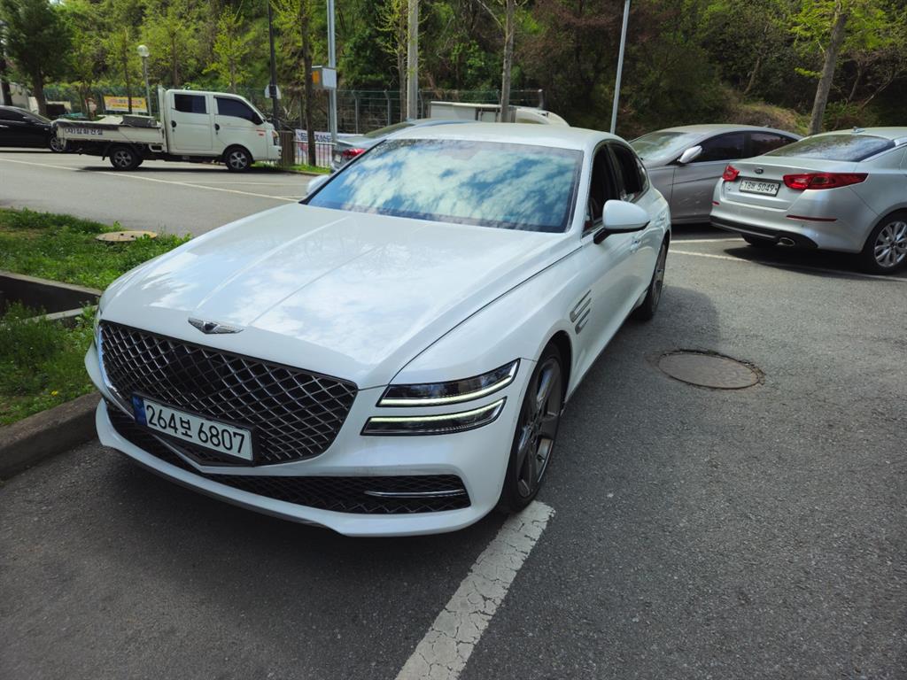 Genesis G80 - Vista 3