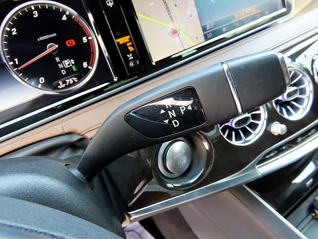 Mercedes Benz S Class - Vista 11