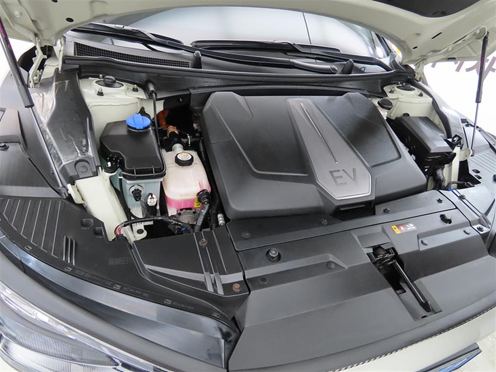 KIA EV6 2023 the color of pearl - Importación desde Corea - HF Imports Iquique - Foto 19