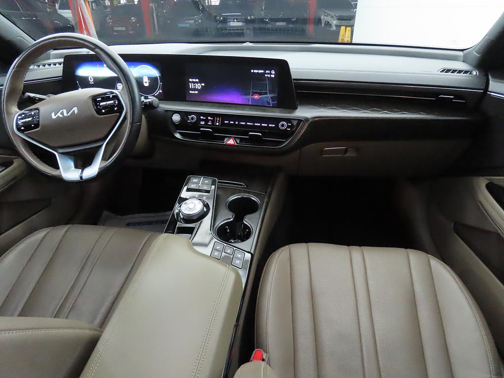 KIA K8 - Vista 5