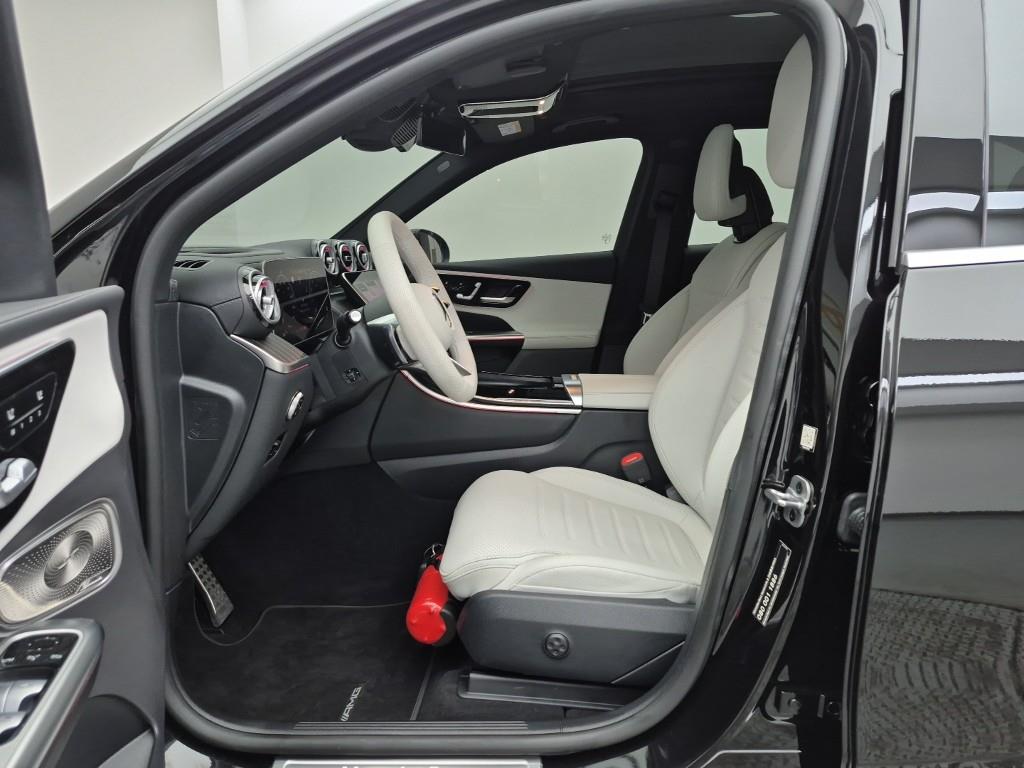 Mercedes Benz GLC Class - Vista 11