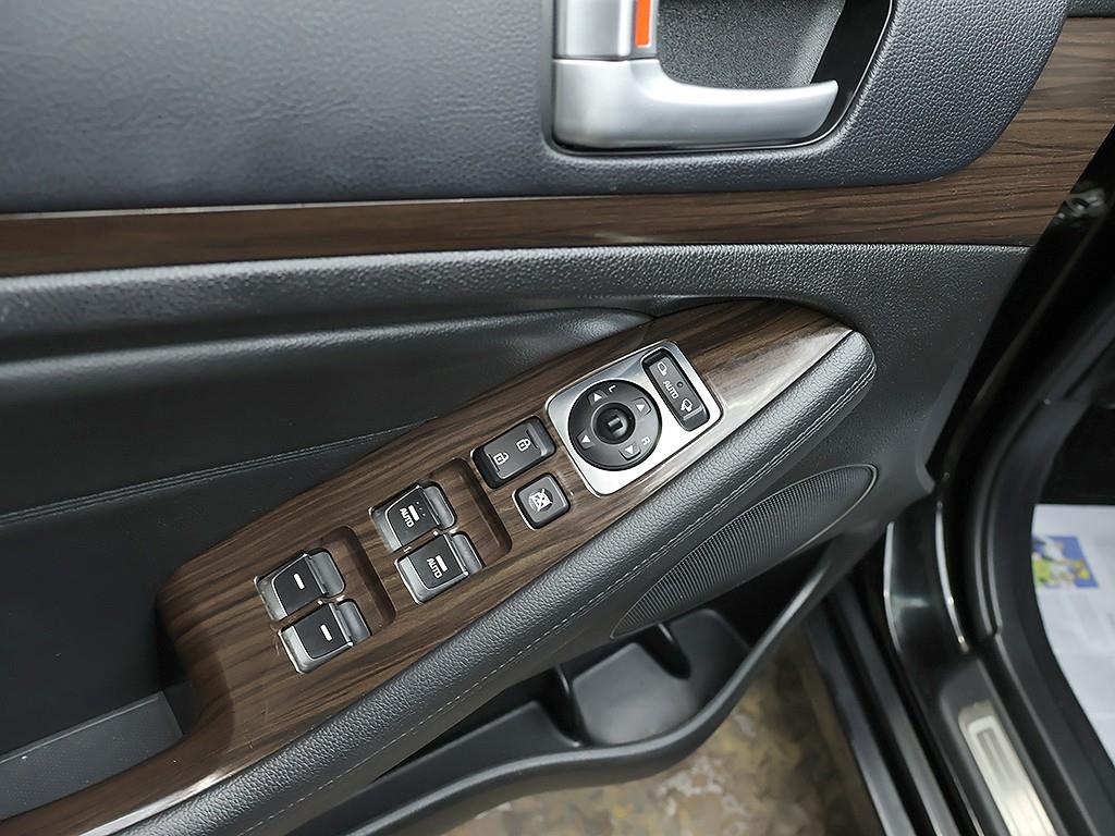 KIA K7 2016 Negro - Importación desde Corea - HF Imports Iquique - Foto 13