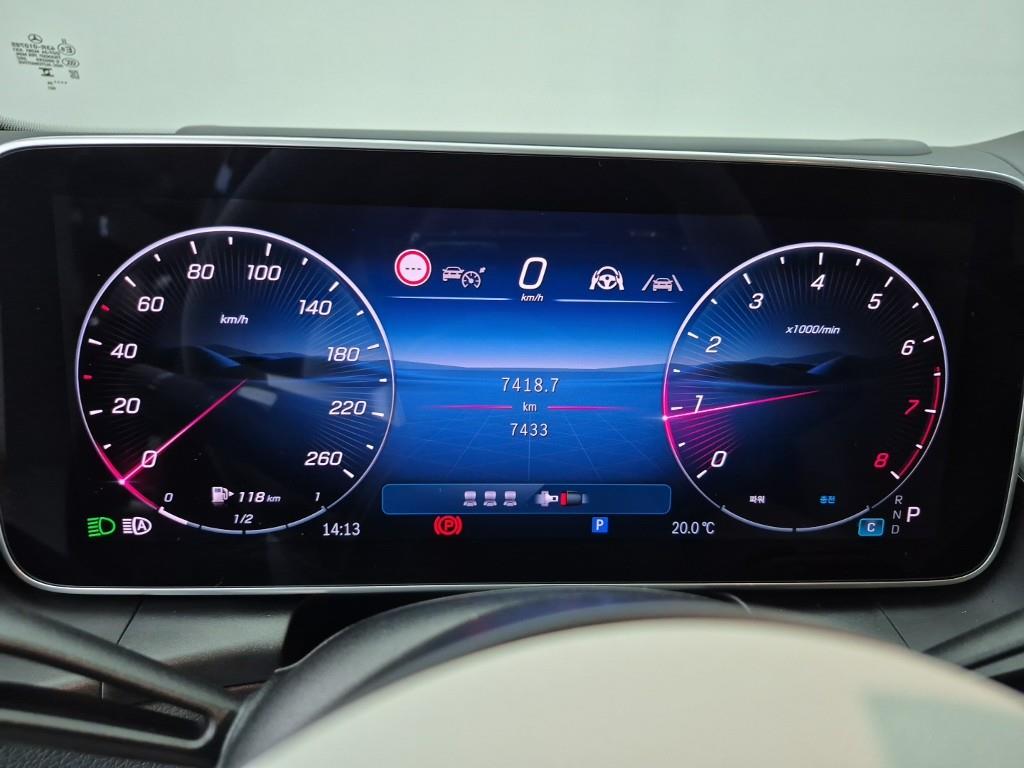 Mercedes Benz GLC Class - Vista 7
