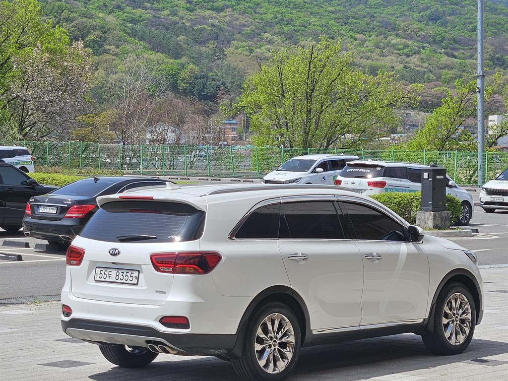 KIA Sorento - Vista 4