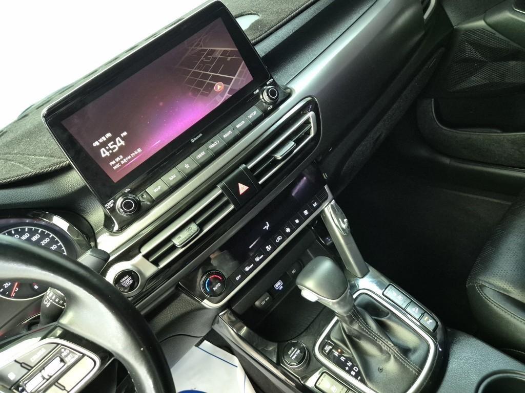 KIA Seltos - Vista 9