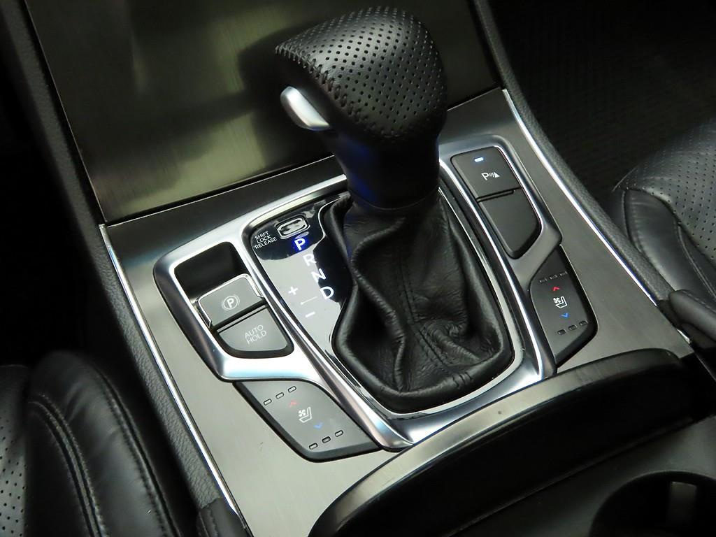 HYUNDAI Grandeur - Vista 10