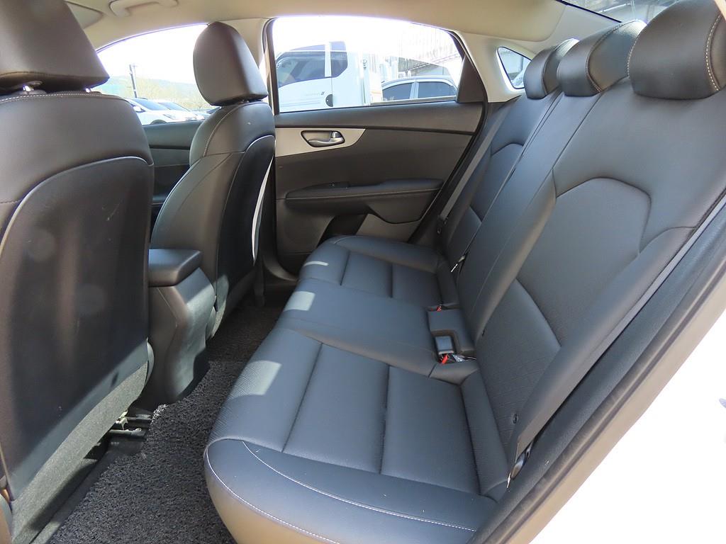 KIA K3 - Vista 6