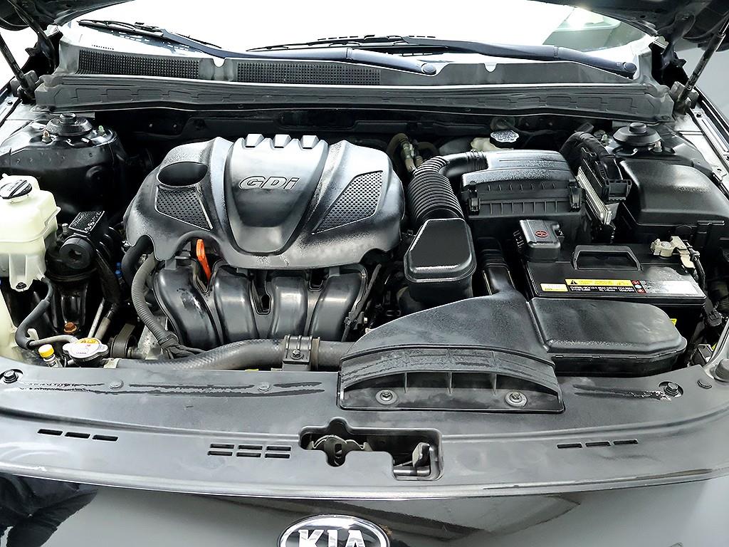 KIA K7 2016 Negro - Importación desde Corea - HF Imports Iquique - Foto 8