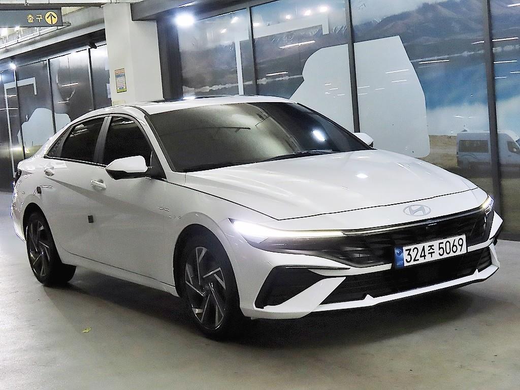 HYUNDAI Avante 2024 Blanco - Importación desde Corea - HF Imports Iquique - Foto 1