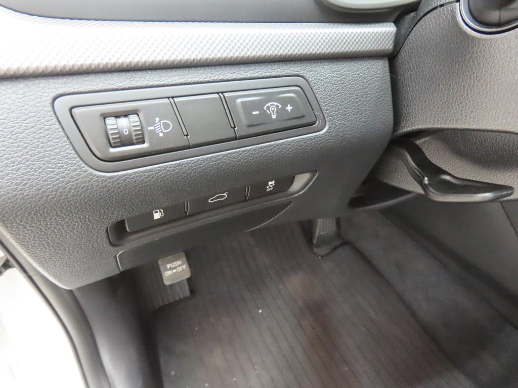 HYUNDAI Sonata - Vista 10