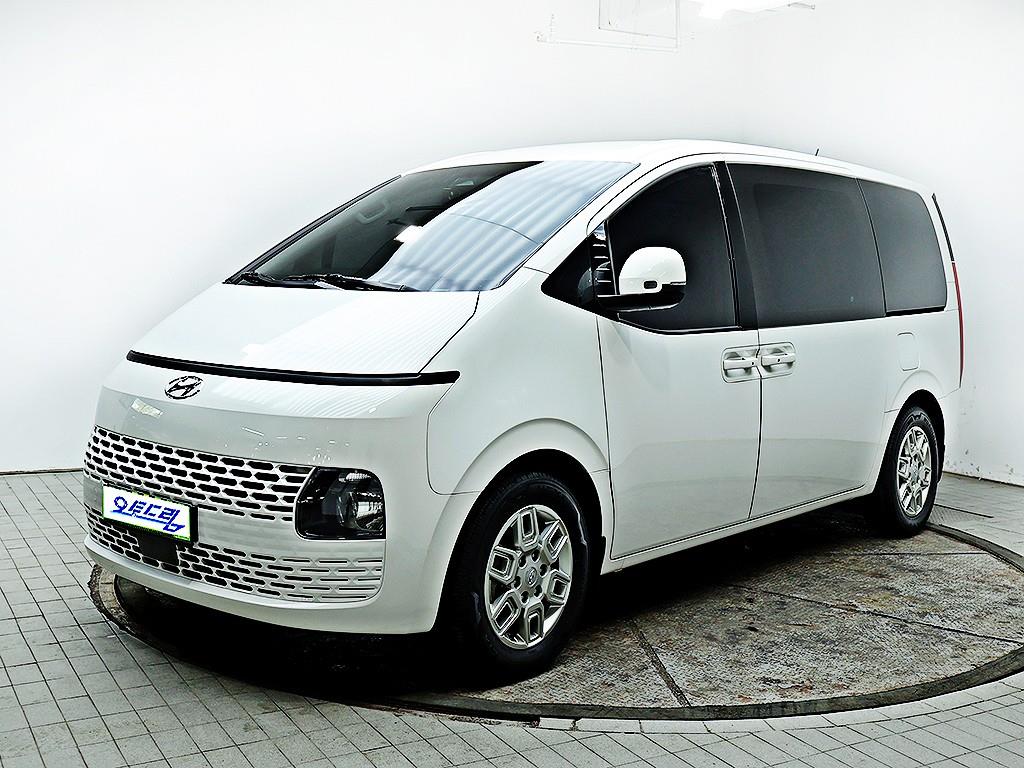 HYUNDAI Staria - Vista 3